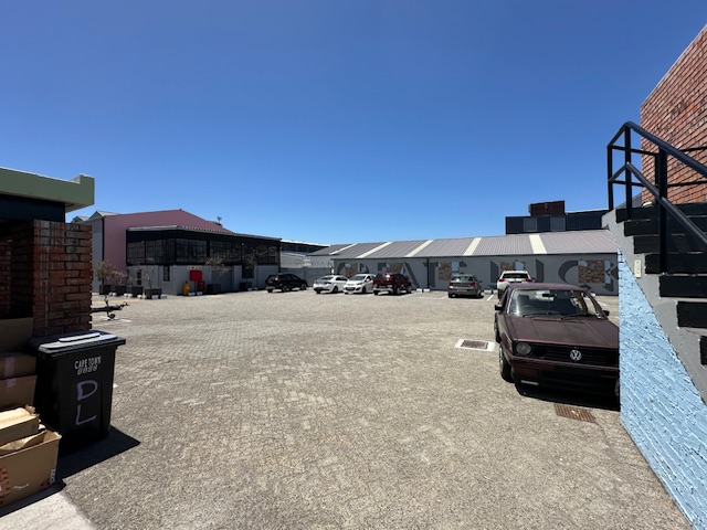 To Let commercial Property for Rent in Maitland Western Cape